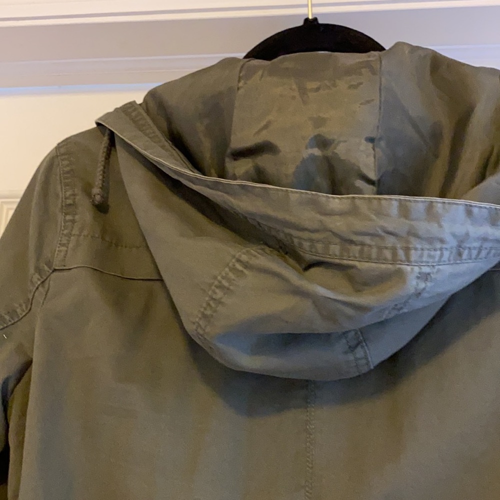 Beautiful Lightweight Jacket - image 8